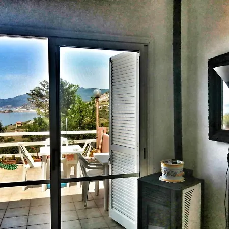 Vista Mare Con Terrazza Bosa Turas Apartamento Magomadas